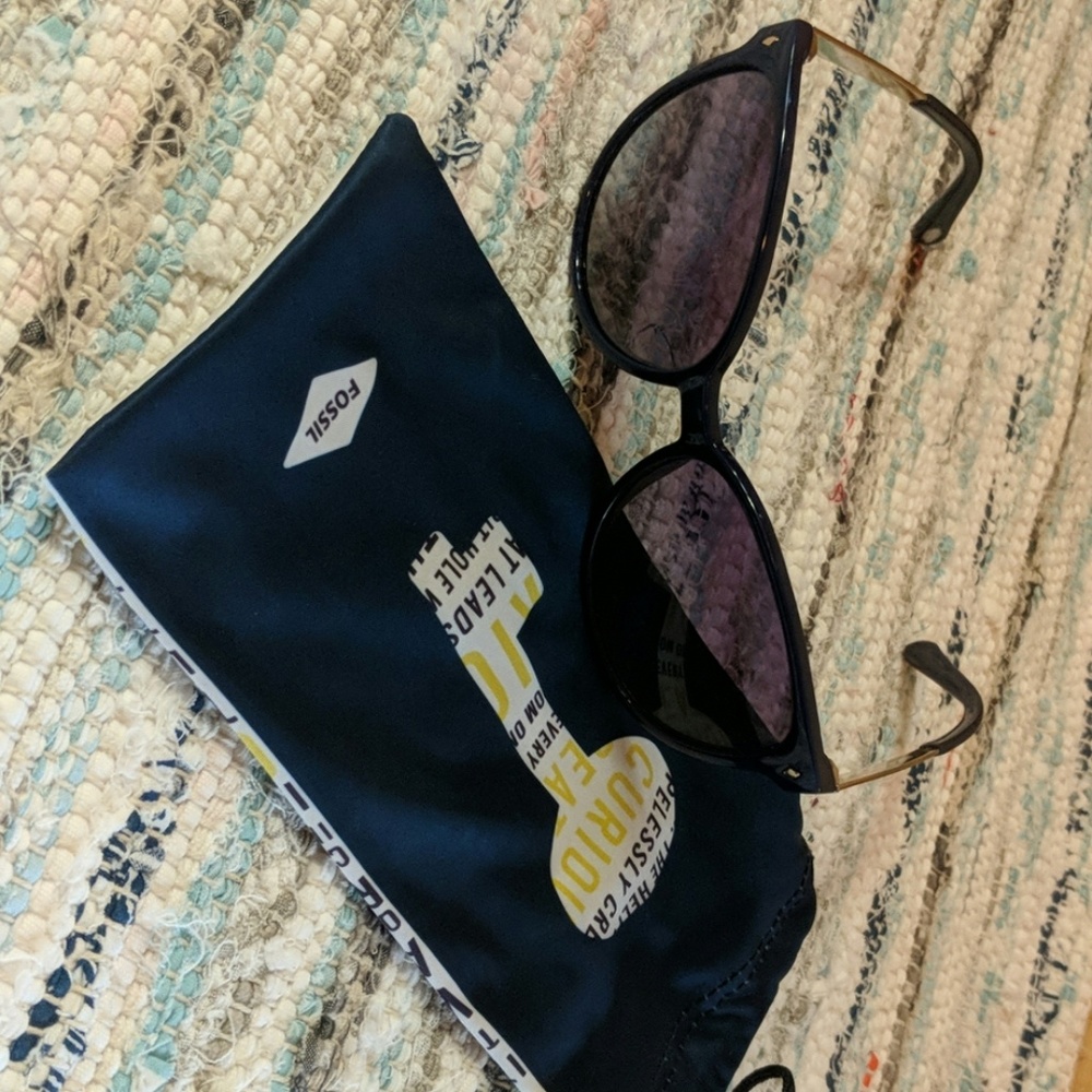 Fossil blue sunglasses